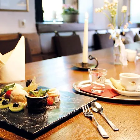 Hof Hueck Гостевой дом Бад-Зассендорф